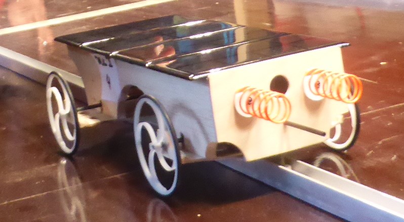 Ein solarbetriebenes Gefährt, das Rennmobil