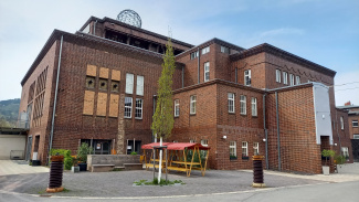 Qualifizierungsangebot in Jena: Außenansicht der Imaginata in Jena